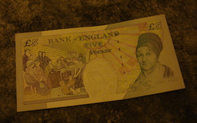 Crisp new fiver